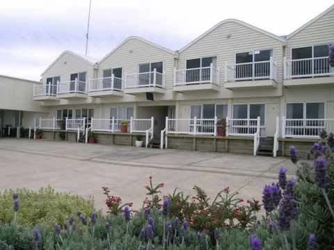 A Great Ocean View Motel - Tourism TAS 4